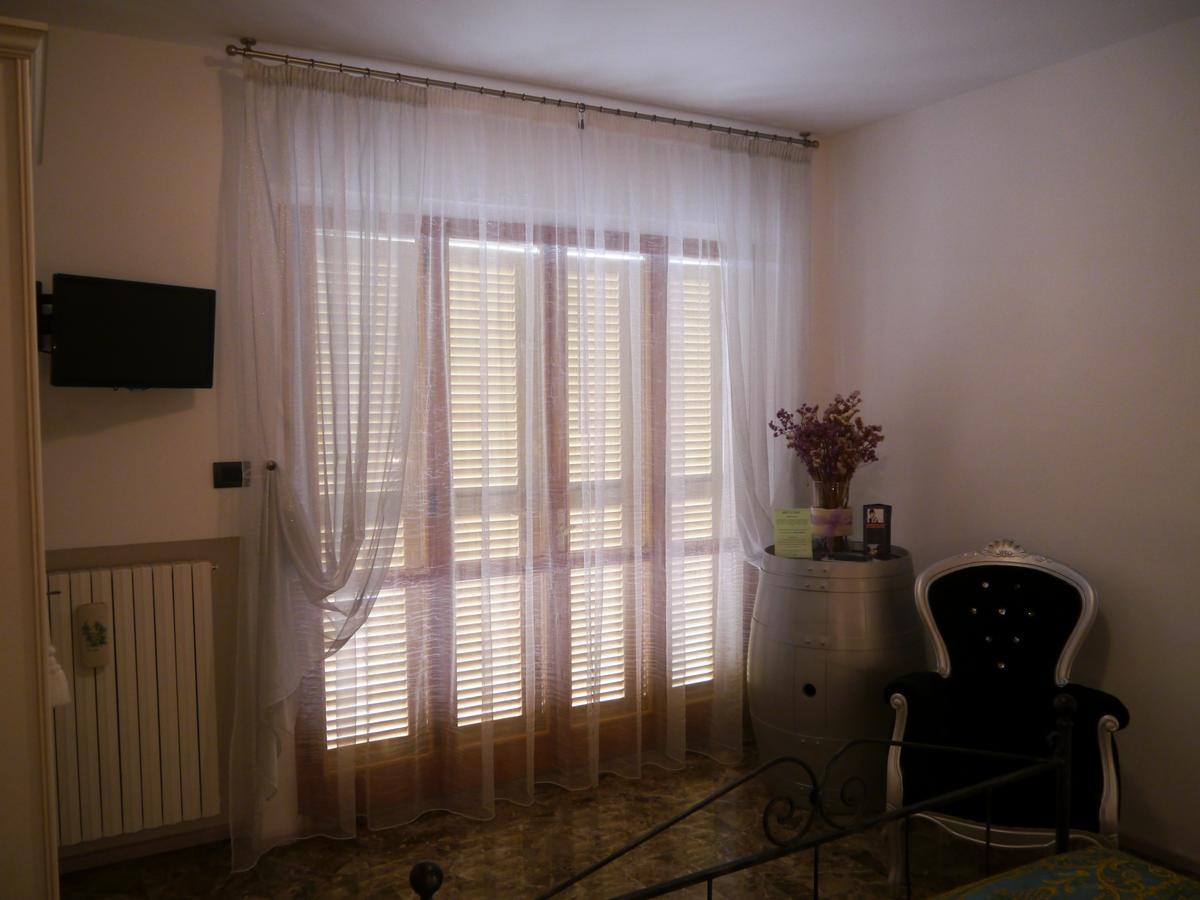 Ostra B&B Le Dive מראה חיצוני תמונה