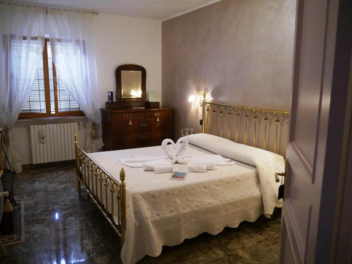 Ostra B&B Le Dive מראה חיצוני תמונה
